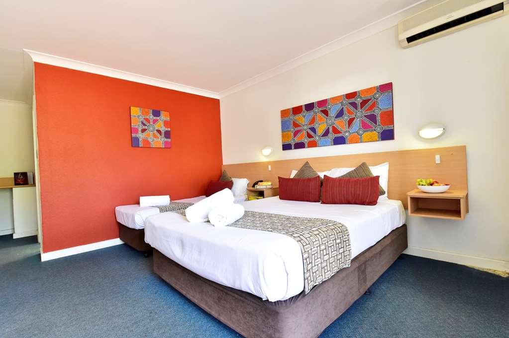 Diplomat Hotel Alice Springs Room photo